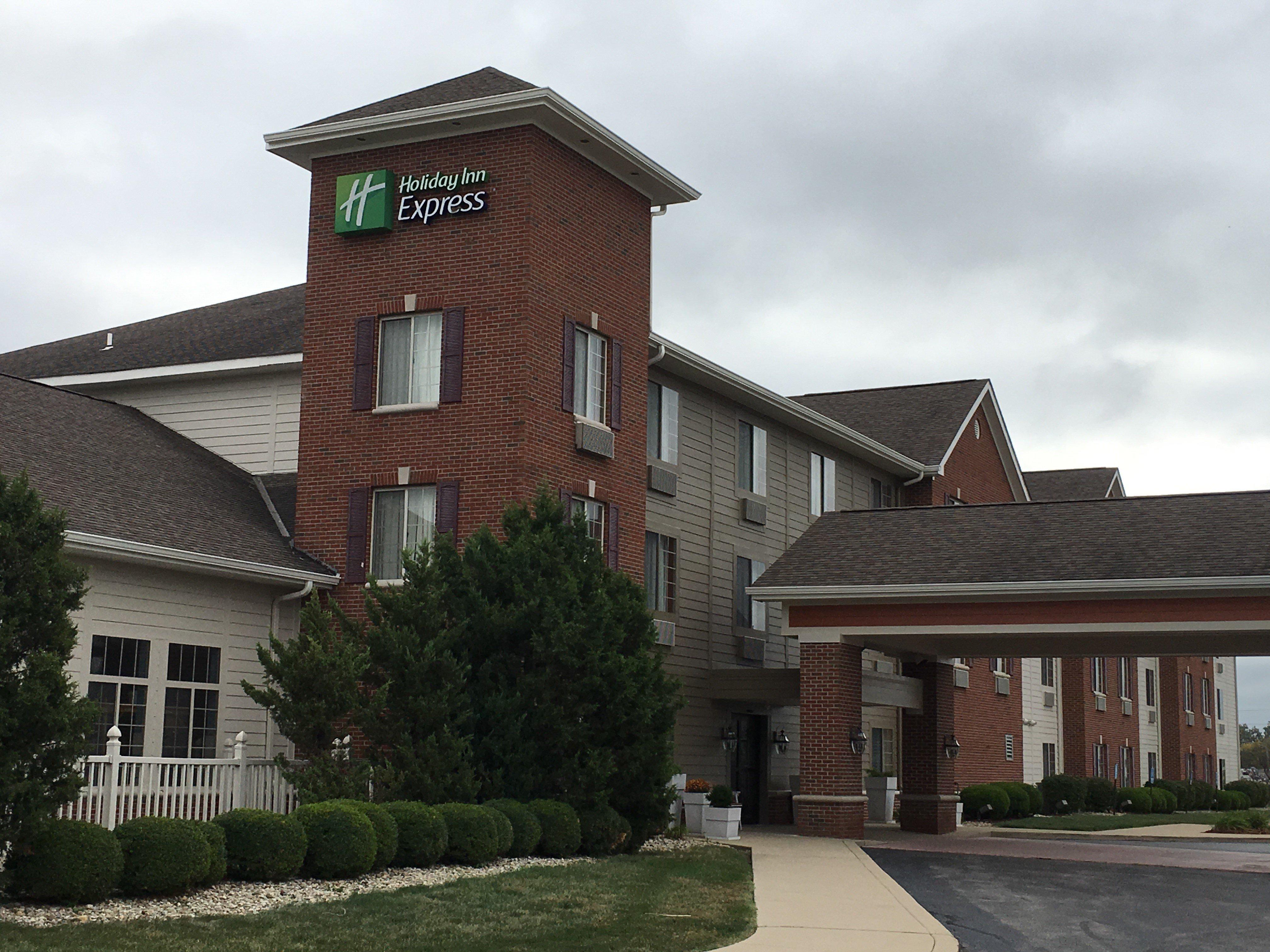 Holiday Inn Express Lebanon By Ihg Exterior foto
