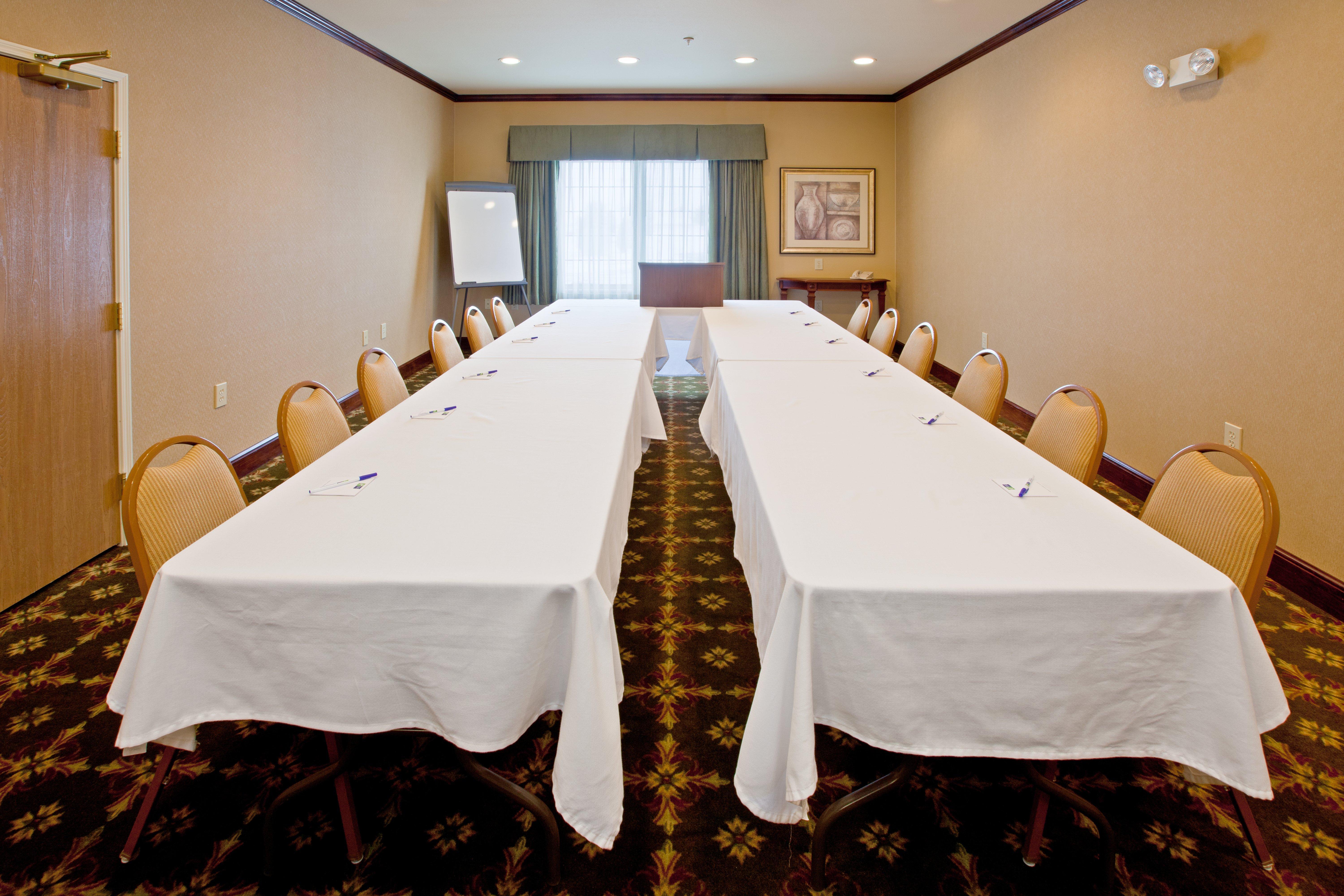 Holiday Inn Express Lebanon By Ihg Exterior foto